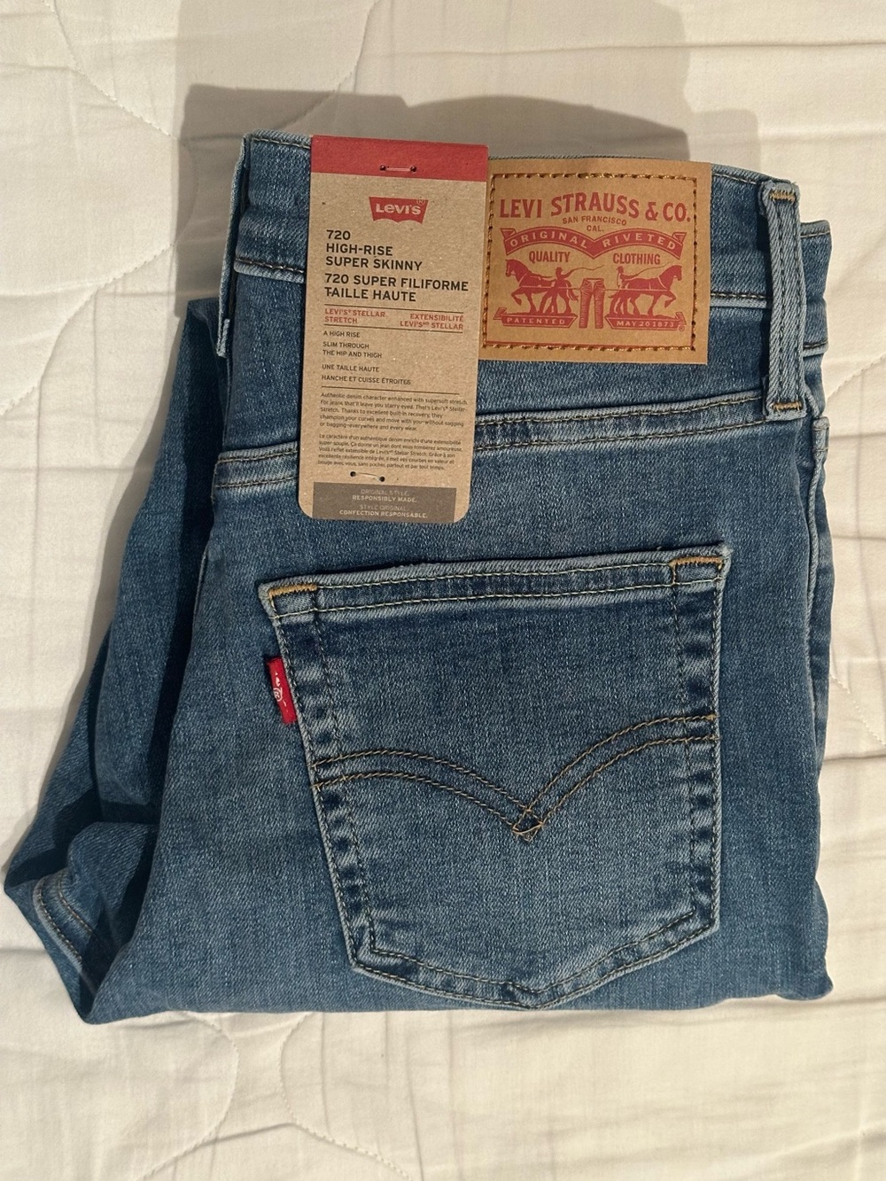 Levi's 720 High-Rise Super Skinny Jeans - Medium Blue